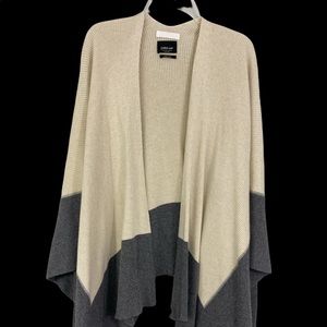 Zara women’s Knit Cape  Poncho